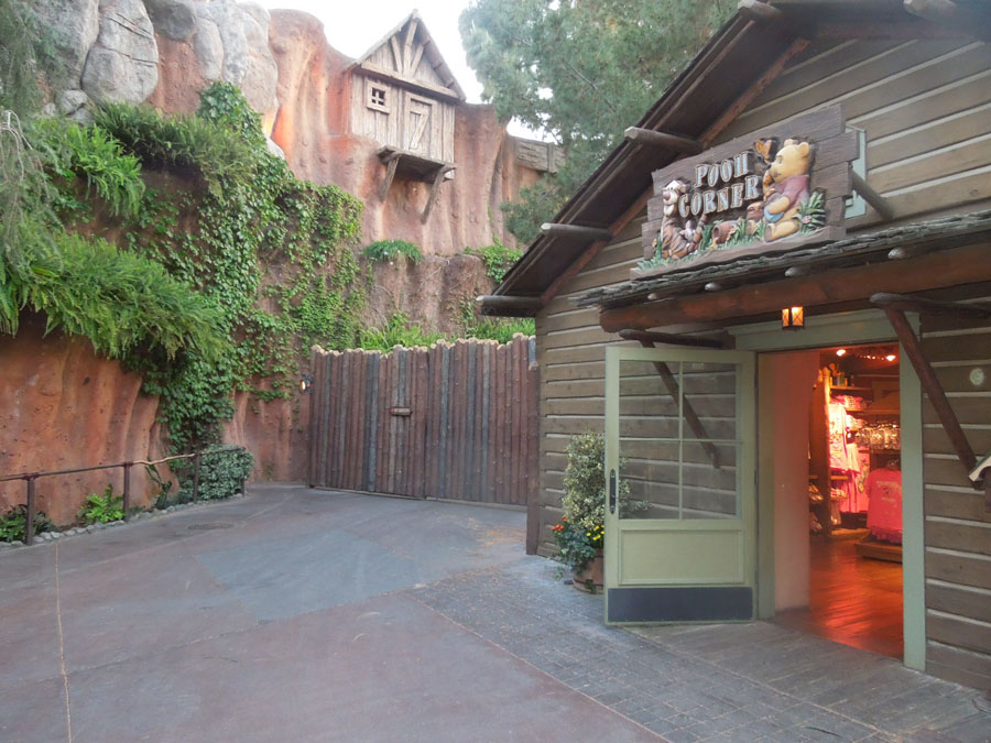 Disneyland Adventures of Pooh Bear Ride Pictures